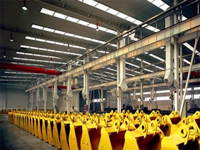 克拉玛依徐工集团挖掘机装配车间